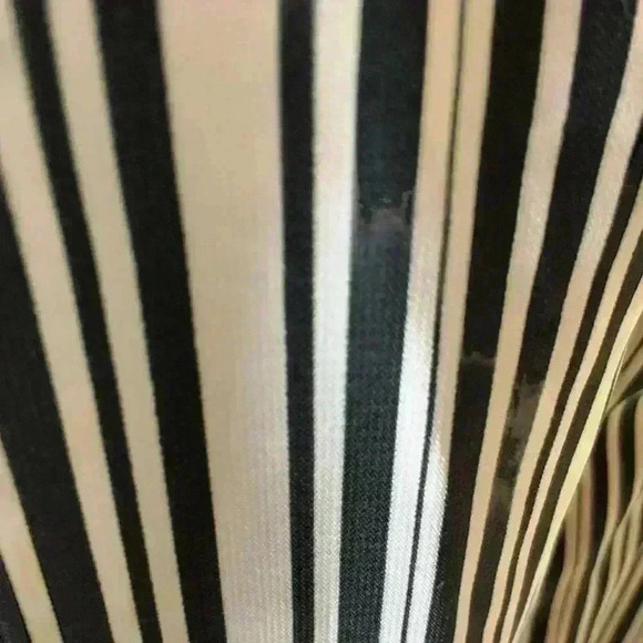 Notations Shirt Women's Large Striped Button Front Short Sleeves Stretch Top - Picture 5 of 6